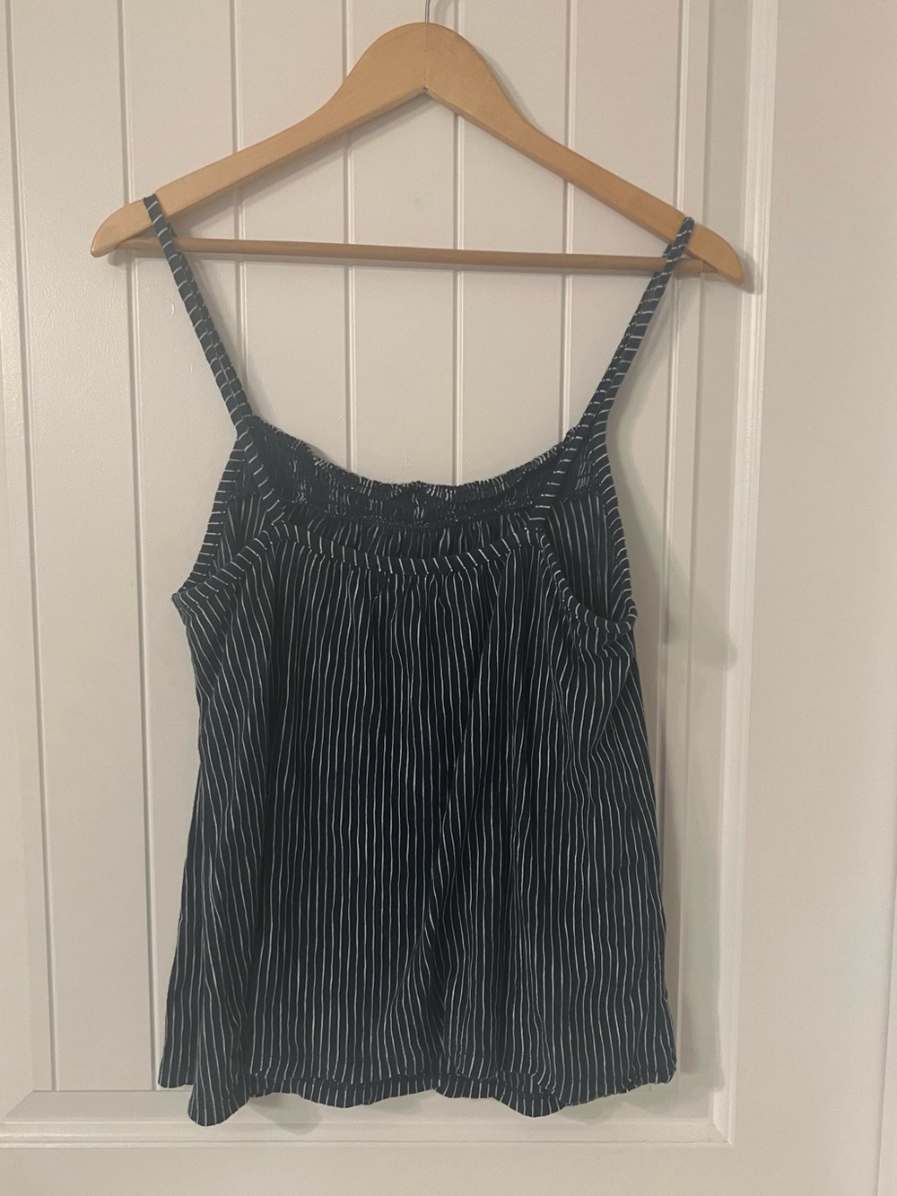 Bundle of Ban Rep tank, grey shirt, blue & white stripe tee & pink v neck card